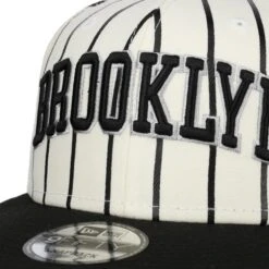 9Fifty Brooklyn Nets Cap By New Era -Seeberger || Stetson Verkaufsgeschäft 9Fifty Brooklyn Nets Cap by New Era schwarz.64295 4rf4