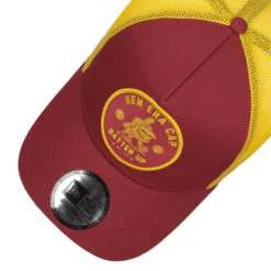 Sports Patch Trucker Cap By New Era -Seeberger || Stetson Verkaufsgeschäft Sports Patch Trucker Cap by New Era bordeaux.59705 1rf27